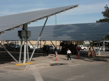 Inauguran en Mexico estacionamiento solar más grande del país