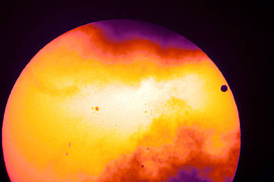 ¿ESTUDIAR LA FÍSICA SOLAR HACE PARTE DE NUESTRO VECINDARIO?