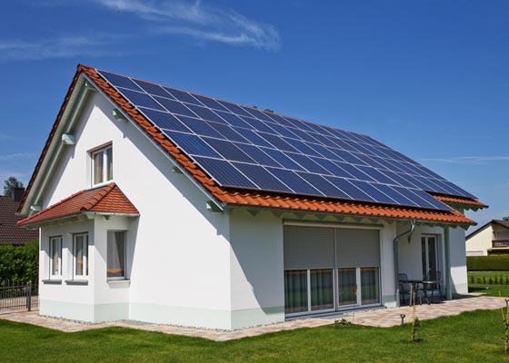 CÓMO REDUCIR NUESTRA FACTURA DE LUZ MEDIANTE AUTOCONSUMO FOTOVOLTAICO