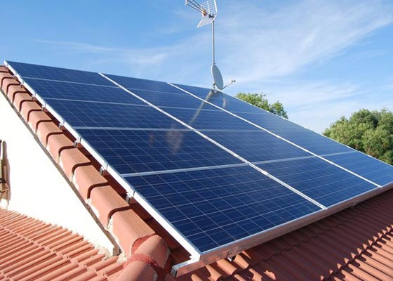 EL AUTOCONSUMO ELÉCTRICO CALMA EL DESÁNIMO DEL SECTOR FOTOVOLTAICO