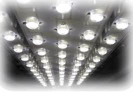 CENTROS DOCENTES MÁS EFICIENTES CON ILUMINACIÓN LED