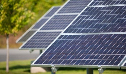 MONTERÍA CUENTA CON EL PRIMER COLEGIO RURAL QUE FUNCIONA 100 POR CIENTO CON ENERGÍA SOLAR