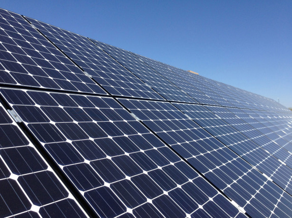 COMIENZA CONSTRUCCIÓN DE PLANTA SOLAR EN LA RM QUE GENERARÁ ENERGÍA SUFICIENTE PARA ABASTECER A 117 MIL HOGARES