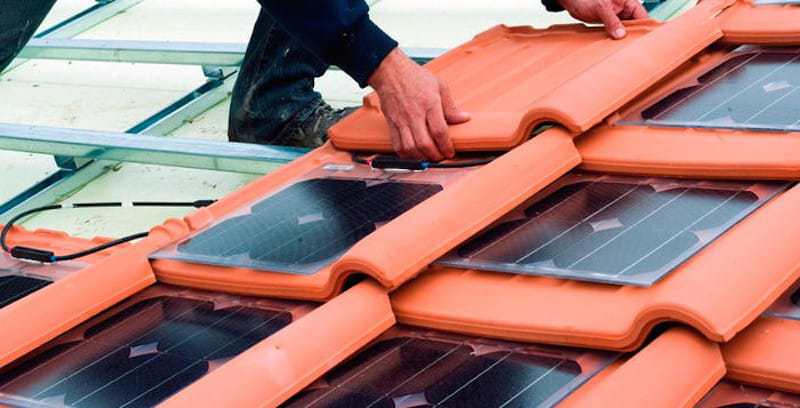 TEJAS SOLARES FOTOVOLTAICAS, EL FUTURO DE LA ENERGÍA SOLAR EN VIVIENDAS