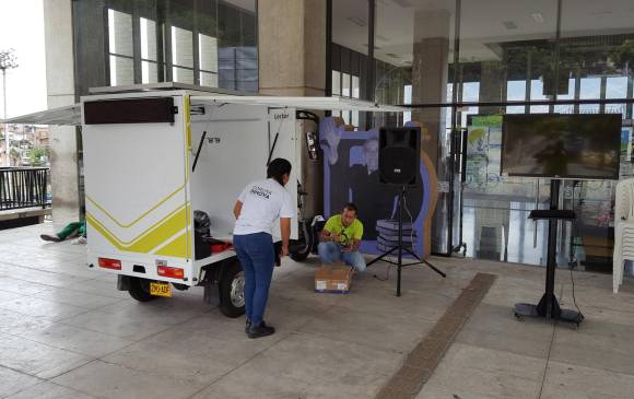 LABORATORIOS SOLARES YA RUEDAN EN BARRIOS DE MEDELLÍN