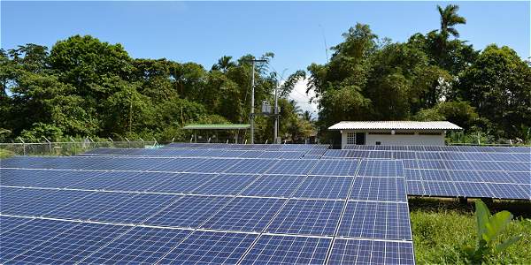 ENERGÍA SOLAR PARA PUNTA SOLDADO, EN LA COSTA PACÍFICA -COLOMBIA-