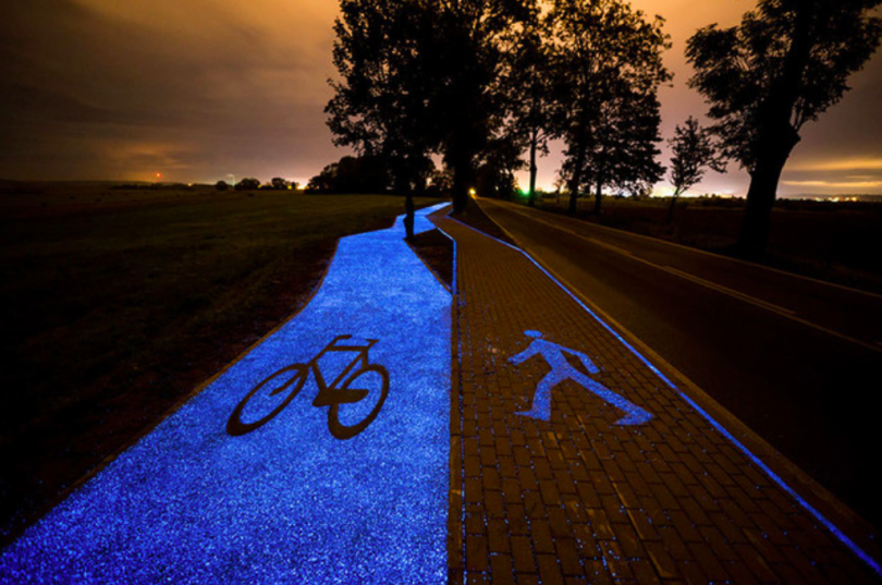 ENERGÍA SOLAR PARA ILUMINAR UN CARRIL BICI