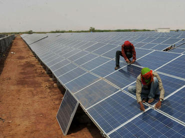 Proyectos solares de CFE avanzan 35 por ciento