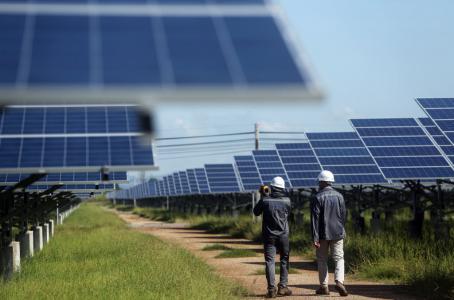 CFE PREPARA CENTRAL CON CAMPO SOLAR INTEGRADO -MÉXICO-