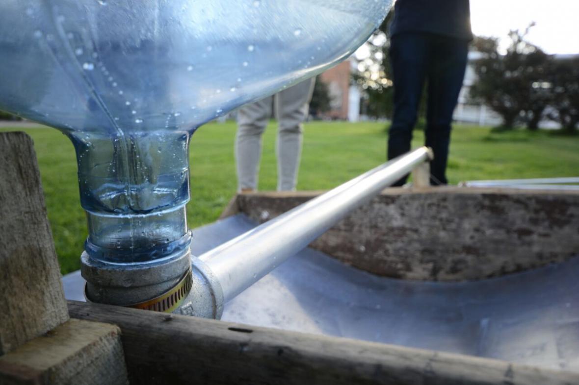 Colombia: Desalinizador solar purifica agua en La Guajira