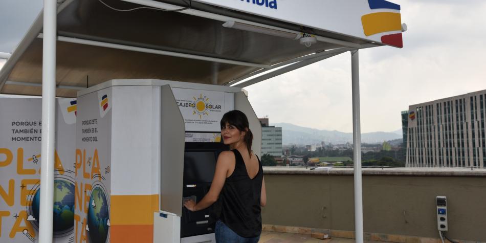 Medellín cuenta con el primer cajero automático solar del país