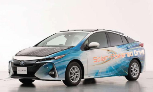 El coche solar de Toyota podría eliminar la necesidad de recargar el coche eléctrico