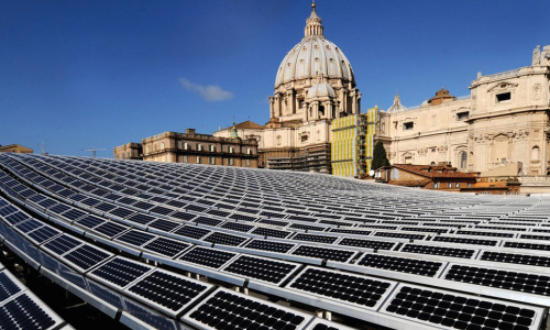 Energía solar de bajo costo para instituciones católicas