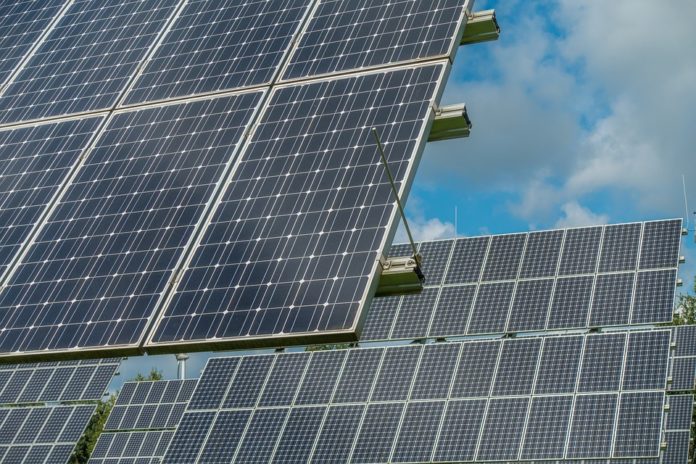 Evitar ataques informáticos contra paneles solares