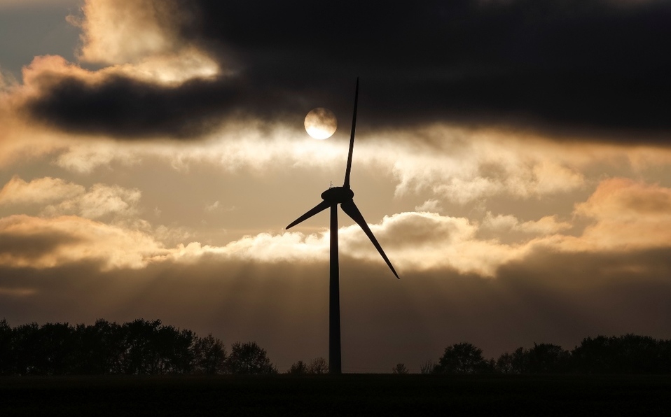 Energías renovables superan, por primera vez en EU, en consumo al carbón