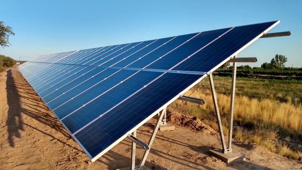 Mendoza, en Argentina, instalará 14 plantas fotovoltaicas con financiamiento del BID