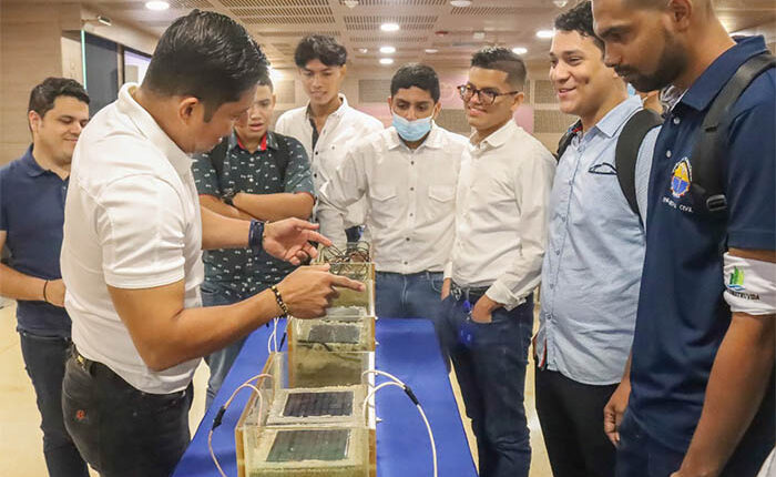 Estudiantes diseñan prototipo de pavimento con energía solar
