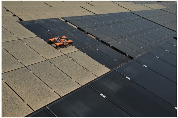 Impacto del polvo, el calor y la suciedad en el rendimiento del proyecto solar