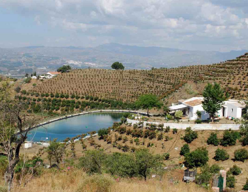 ¿Por qué no utilizar las presas agrícolas como minicentrales hidroeléctricas?