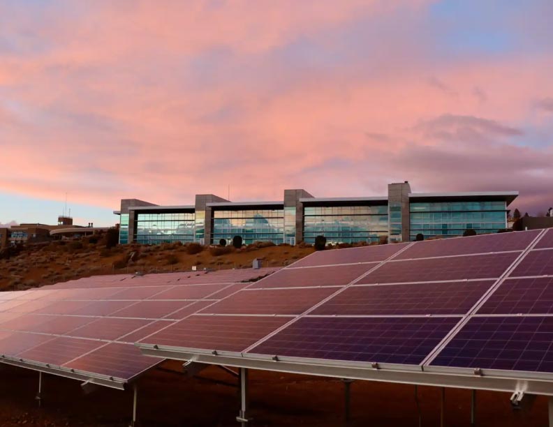 Producir energía solar de noche será posible gracias a este revolucionario invento