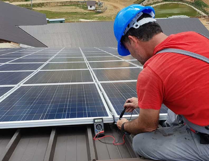 La energía solar fotovoltaica reduce los costes de electricidad y las emisiones de carbono de 2.000 hogares mauricianos