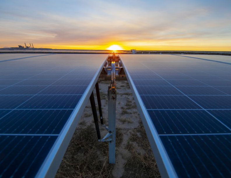 Los precios de los módulos solares en EE. UU. aumentan por primera vez en años, según Anza