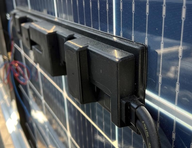 Investigadores alemanes desarrollan paneles fotovoltaicos “comunicativos”